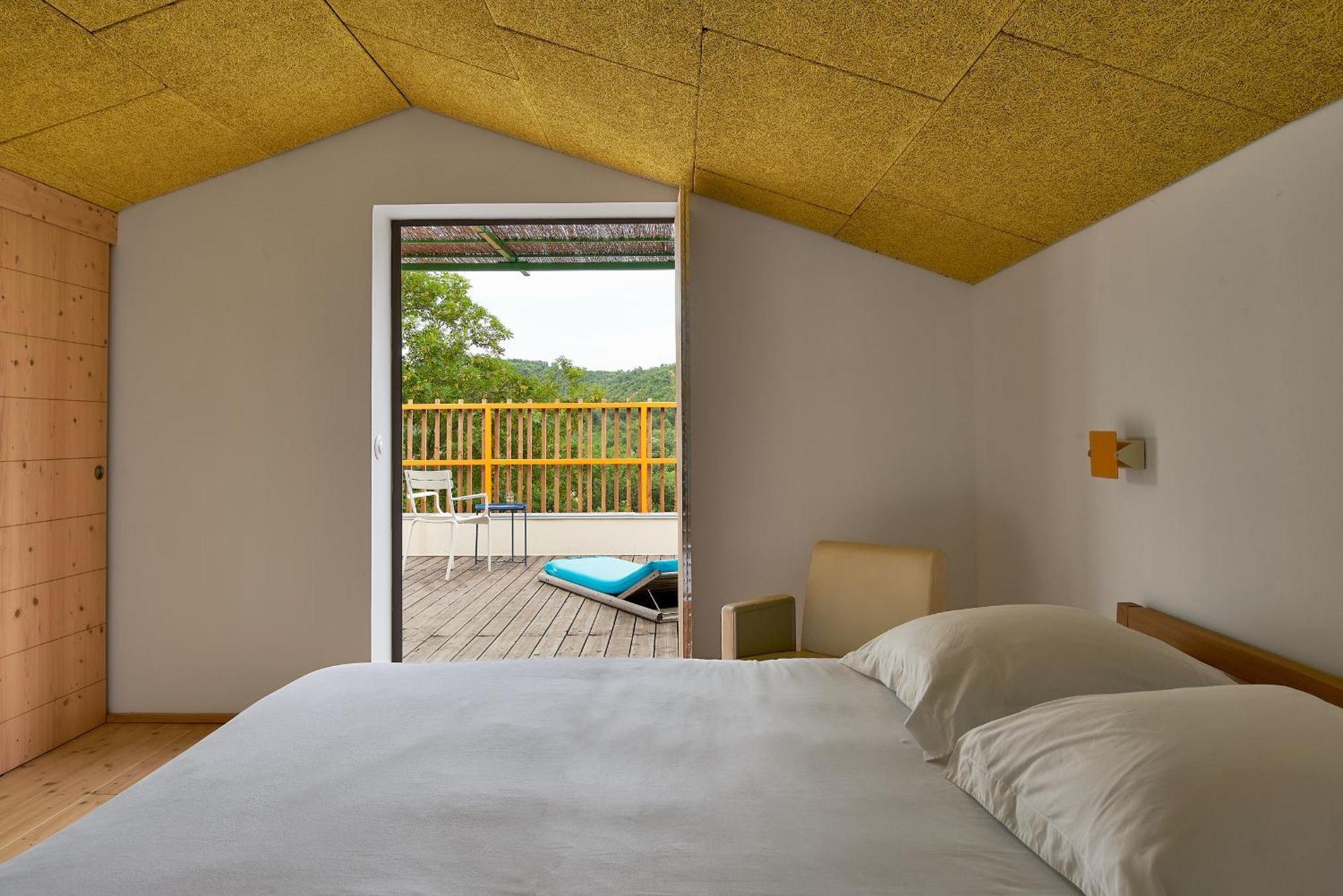 Bed and Breakfast Domaine La Ferme Hi Bride Villelaure Exterior foto