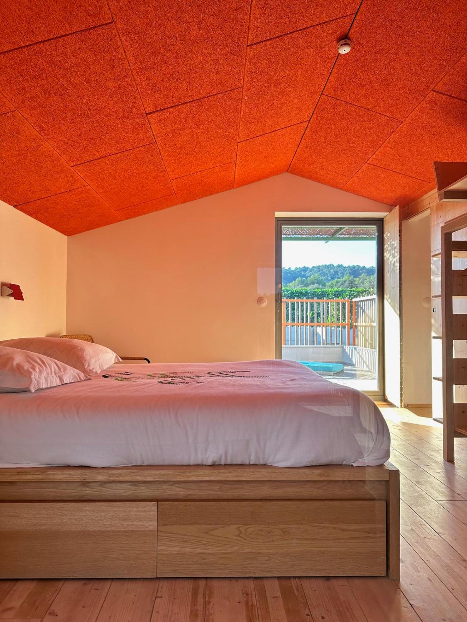 Bed and Breakfast Domaine La Ferme Hi Bride Villelaure Exterior foto