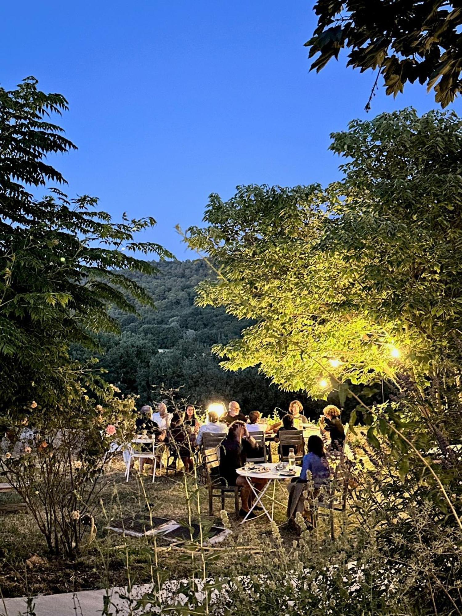Bed and Breakfast Domaine La Ferme Hi Bride Villelaure Exterior foto