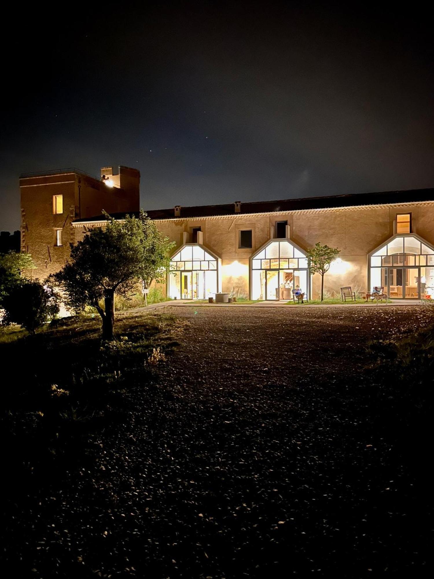 Bed and Breakfast Domaine La Ferme Hi Bride Villelaure Exterior foto